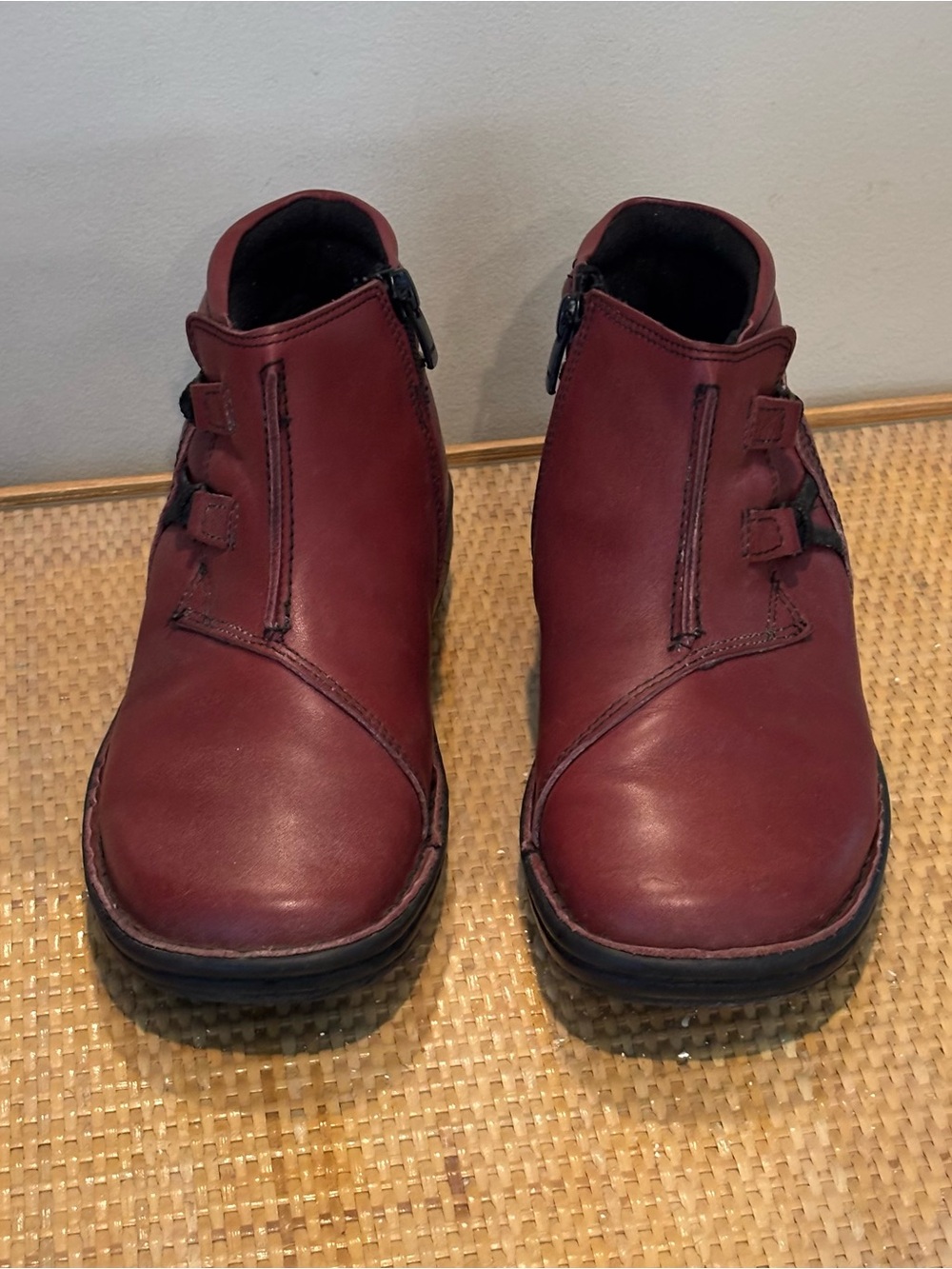 Volks Walkers red leather side zip booties size 7.5-8 / Euro 38 New without tags